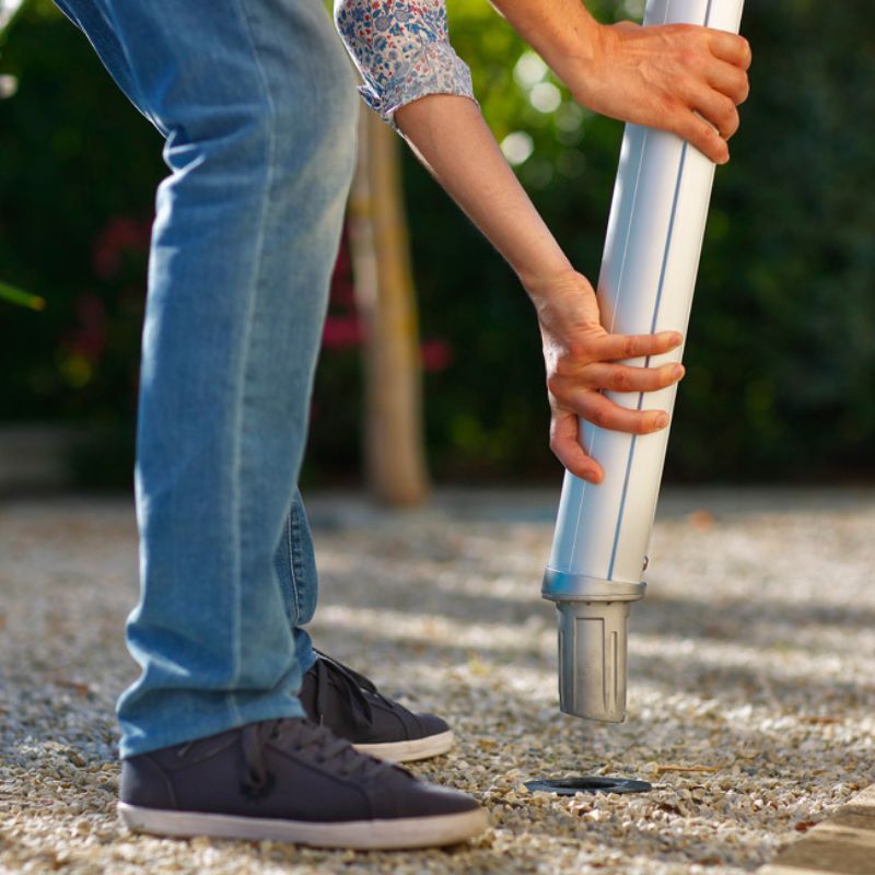 Base di ancoraggio in alluminio per l'avvitamento o la sigillatura su pali telescopici