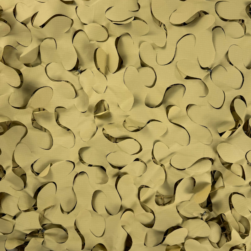 Rete mimetica rinforzata con cavo d’acciaio
