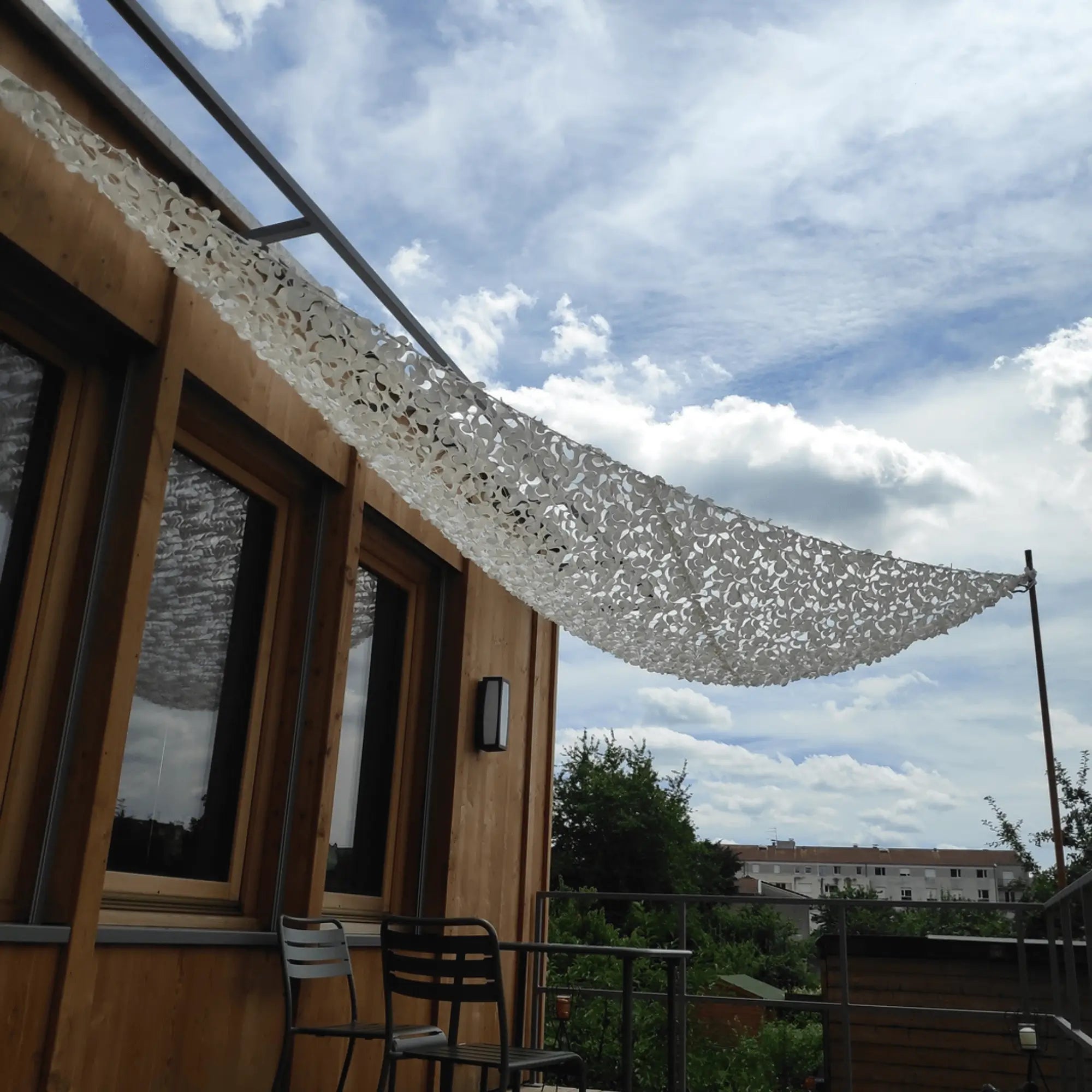 Rete mimetica triangolare bianca
